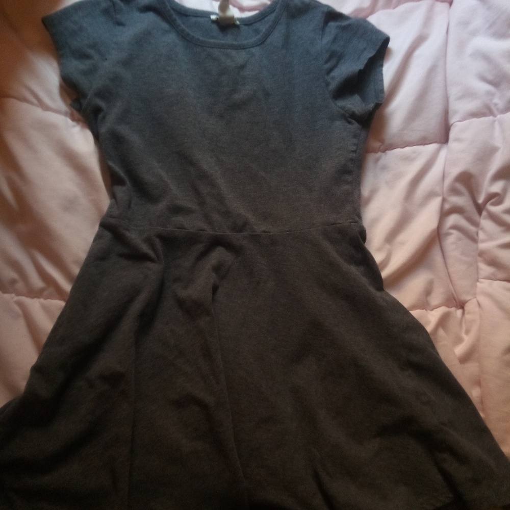 Forever 21 girls gray dress